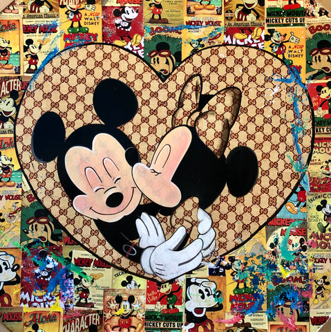 "Mickey & Minnie "Kiss"